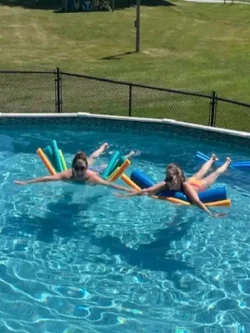 people-pool-480-640